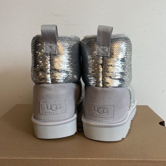 UGG Classic Mini Mirror Ball Boots Silver USA Women 7/UK 5/EU 38 - Picture 9 of 13